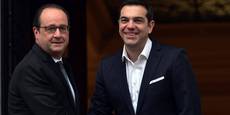 Френският президент на лов за изгодни сделки в Гърция